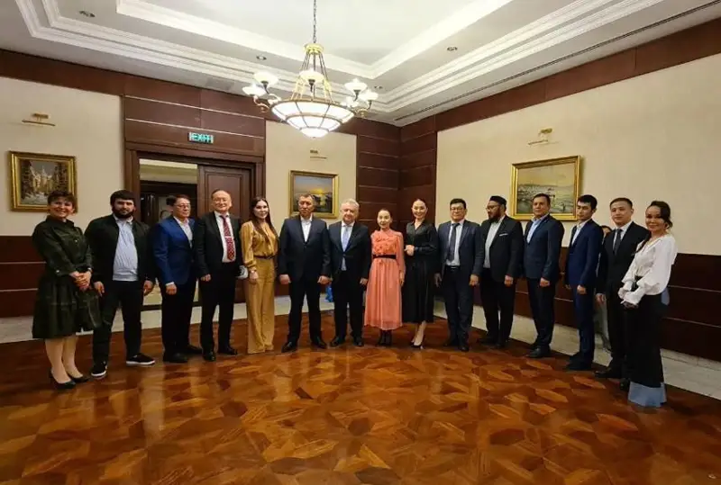 Túrkııanyń jańadan taǵaıyndalǵan Qazaqstandaǵy elshisi aýyzashar berdi