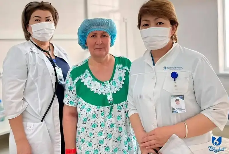 Shymkenttik dárigerler júregi toqtap qalǵan adamdy tiriltip aldy