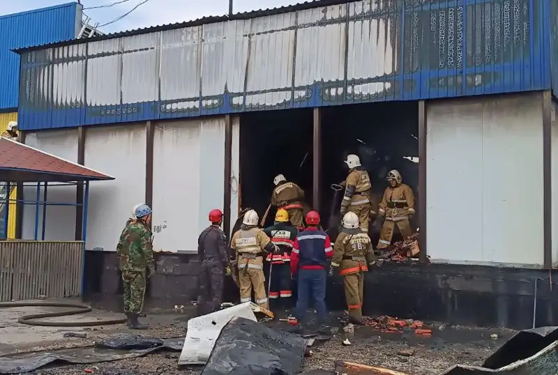 Пожар произошел на территории спецЦОНа в Усть-Каменогорске