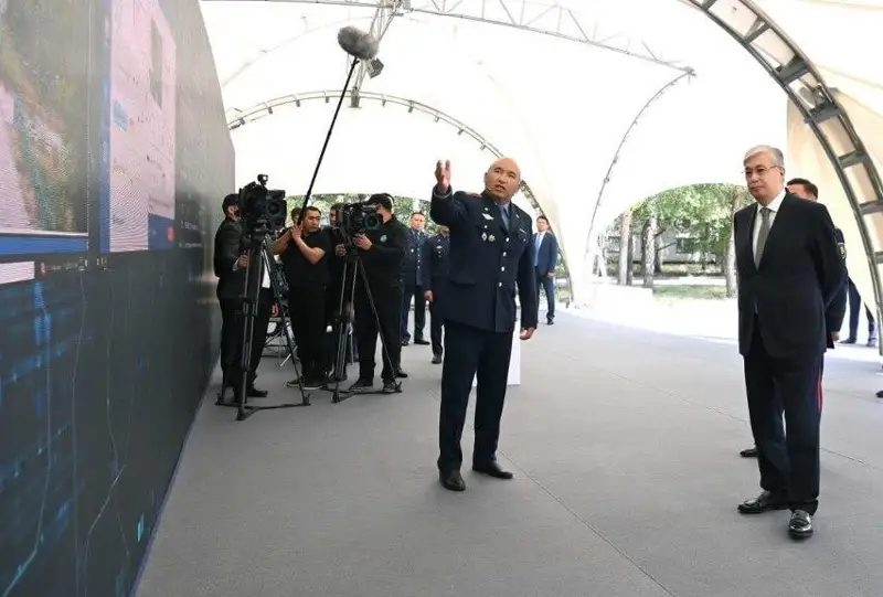 Президентга «Қорғау» мобил иловасининг ишлаш принципи кўрсатилди