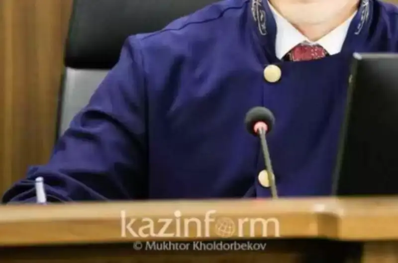 Арыстанбек Мухамедиулы остается в СИЗО – суд отказал в домашнем аресте