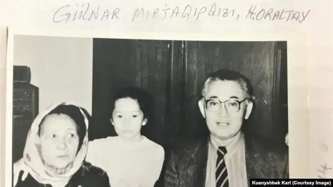 ازاتتىقتىڭ قازاق رەداكسياسىن باسقارعان حاسەن ورالتاي كىم؟