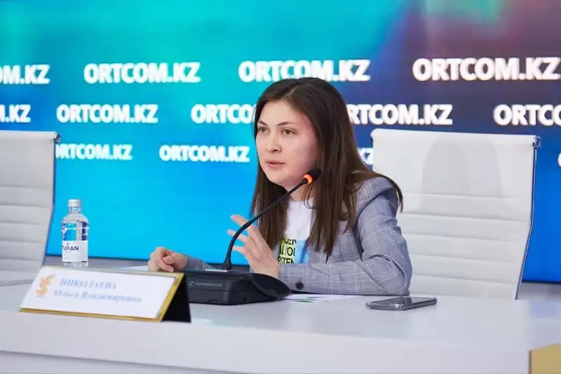 Женщины в 10 раз чаще мужчин сталкивались с харассментом – опрос