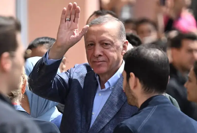 Túrkııada 28 mamyrda prezıdent saılaýynyń ekinshi kezeńi ótedi