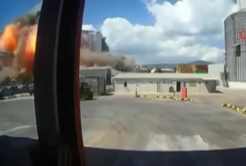 Взрыв в турецком порту повредил 13 элеваторов