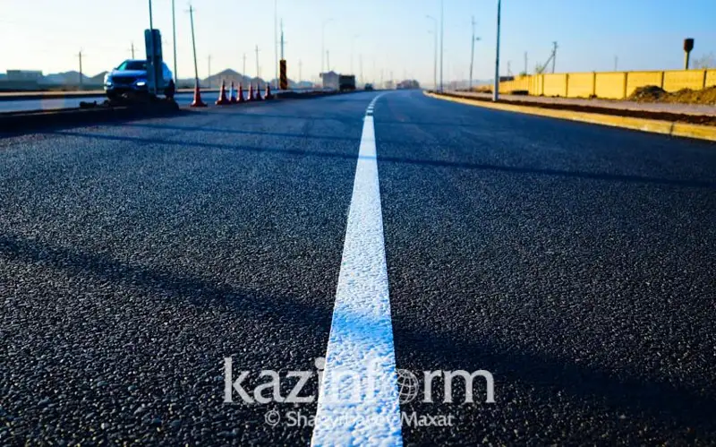 Batys Qazaqstanda 80 mlrd teńgege 617 shaqyrym jol jóndeledi