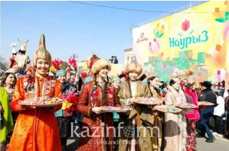 شەت مەملەكەتتەردىڭ باسشىلارى قازاقستاندىقتاردى ناۋرىز مەيرامىمەن قۇىتتىقتاۋدا
