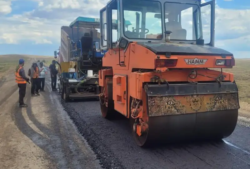 Ulytaý oblysynda bıyl 170 shaqyrymnan astam jol jóndeledi