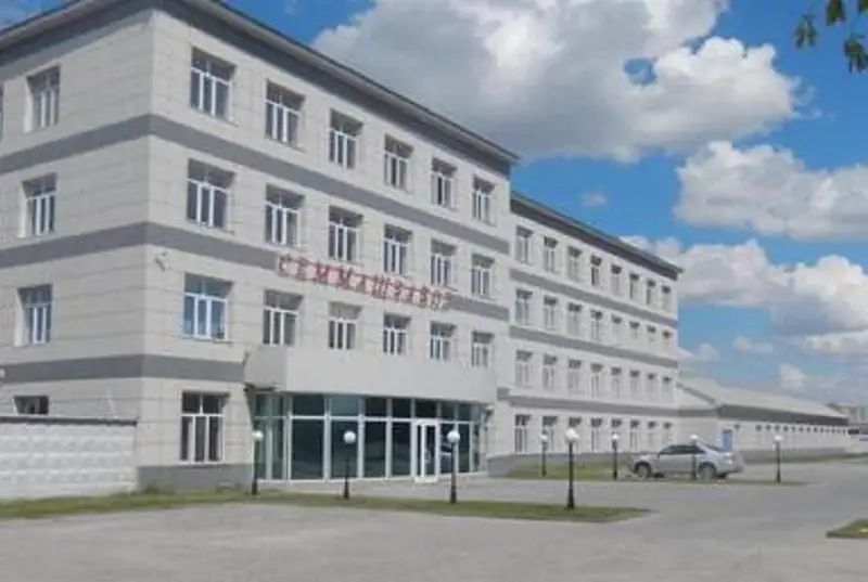 Semeı mashına jasaý zaýytynyń qyzmetkerleri jalaqylaryn ala almaı júr
