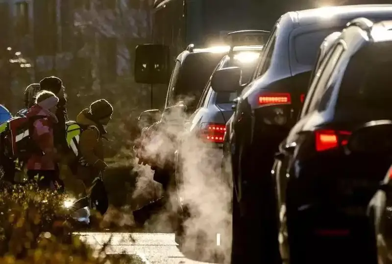 Европа Иттифоқи ички ёнув двигателига бўлган талабни юмшатди