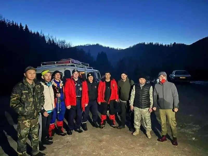 Алматыда қар көшкіні болған кезде тауда қалып қойған туристер құтқарылды