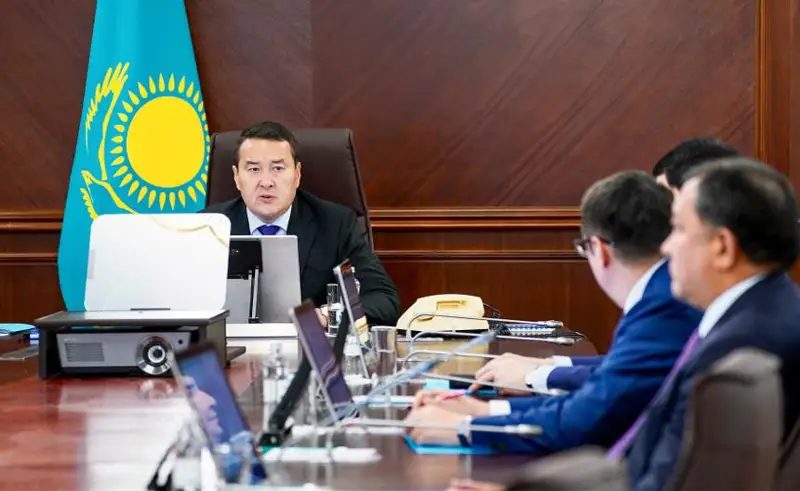 Алихан Смаилов вилоятлар ҳокимларининг иситиш мавсумига тайёргарлик бўйича ҳисоботини тинглади