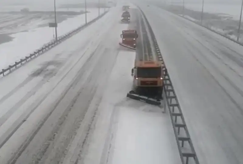 Astanadan Şýche qalasyna deıingi jol jabyldy