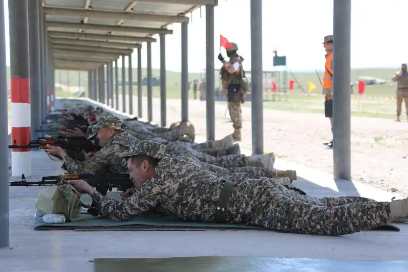 Памяти фронтовика-снайпера Тулеугали Абдыбекова посвятили стрельбы в Жамбылской области