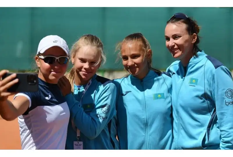 Сборная Казахстана пробилась в полуфинал квалификации ЧМ по теннису