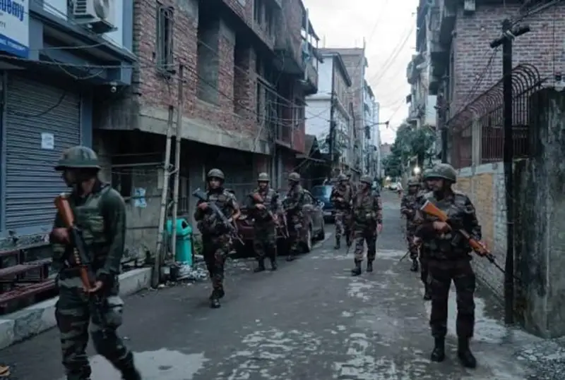 11 человек убиты в результате вспышки насилия в Индии