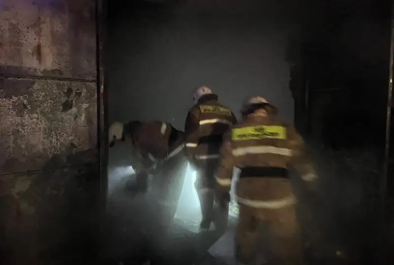 Пожар произошел в районе барахолки в Алматы