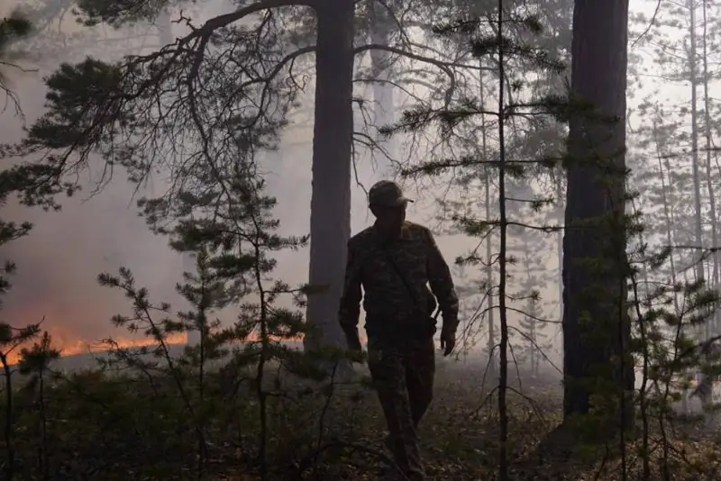 Пожар в области Абай: спасатели двух регионов вернулись на место своей дислокации