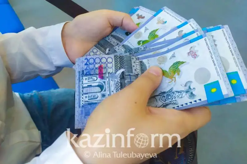 Бухгалтер присвоила 1 млн тенге с пенсионных отчислений коллеги в ВКО