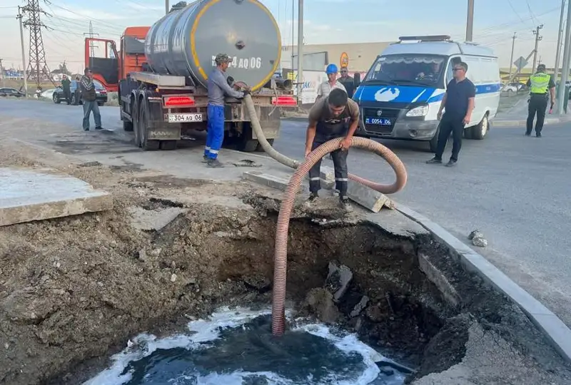 Воду отключат из-за аварии в крупном микрорайоне Атырау