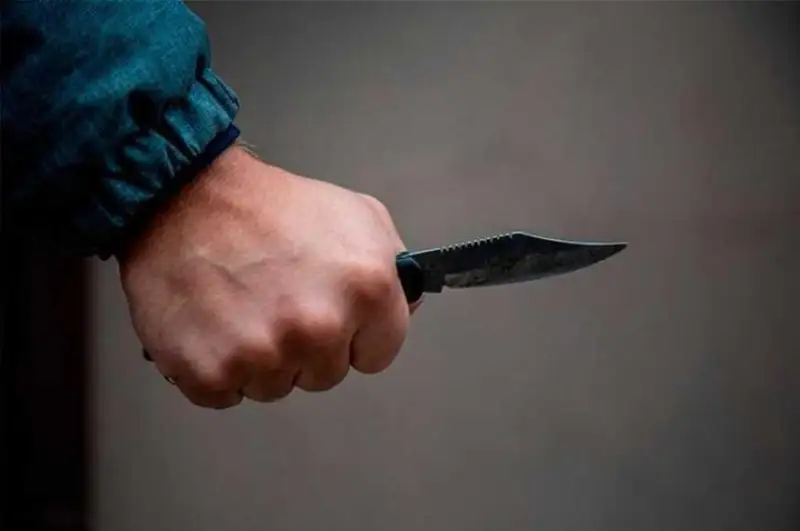Jambyl oblysynda ákimdi pyshaqtap ketti