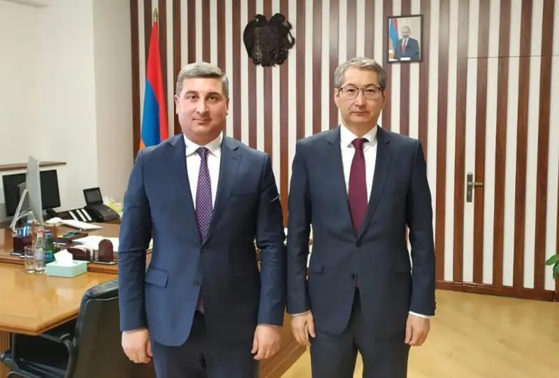 Қозоғистон ва Арманистон минтақалараро муносабатларни ривожлантириш истиқболларини муҳокама қилди