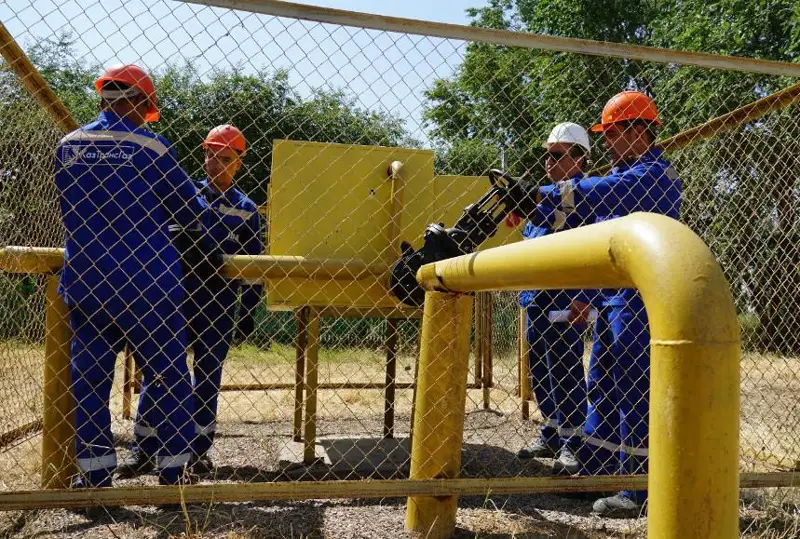 АО «КазТрансГаз Аймак» подключил к природному газу еще три села в Туркестанской области