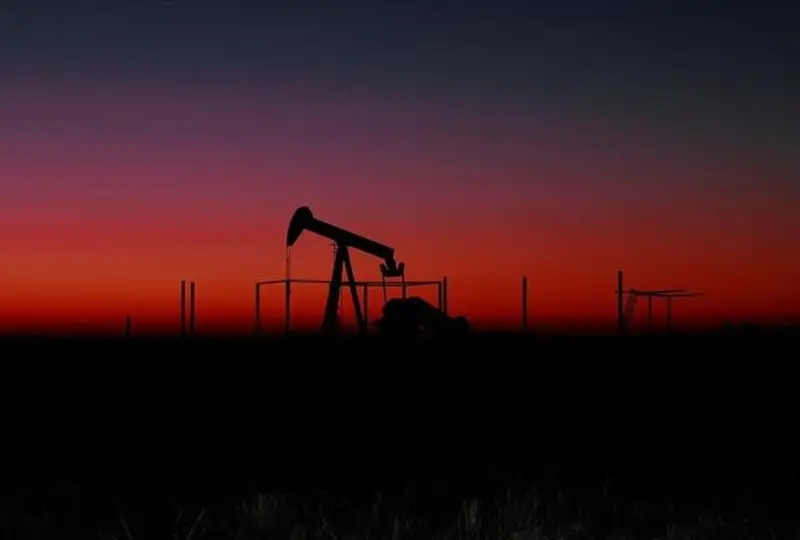 Нефть дешевеет в преддверии заседаний ОПЕК+ и ФРС США