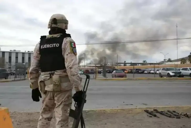 Мексика қамоқхонасидаги тартибсизликда 14 киши ҳалок бўлди, 10 киши қочиб кетди