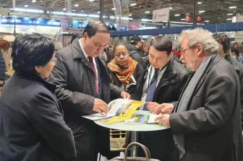 QR AShM frantsııalyq kompanııamen birlesken genetıkalyq ortalyq qurý jobasyn pysyqtap jatyr