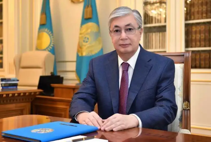 Касым-Жомарт Токаев поздравил казахстанцев с Днем благодарности