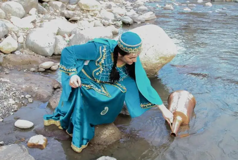 Су чершенбеси отмечают в Азербайджане