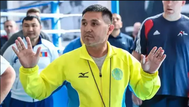 ايتجانوۆ تاشكەنتتە قازاق بوكسشىنى «اياقتان شالعانىنا» قاتىستى ويىن ايتتى