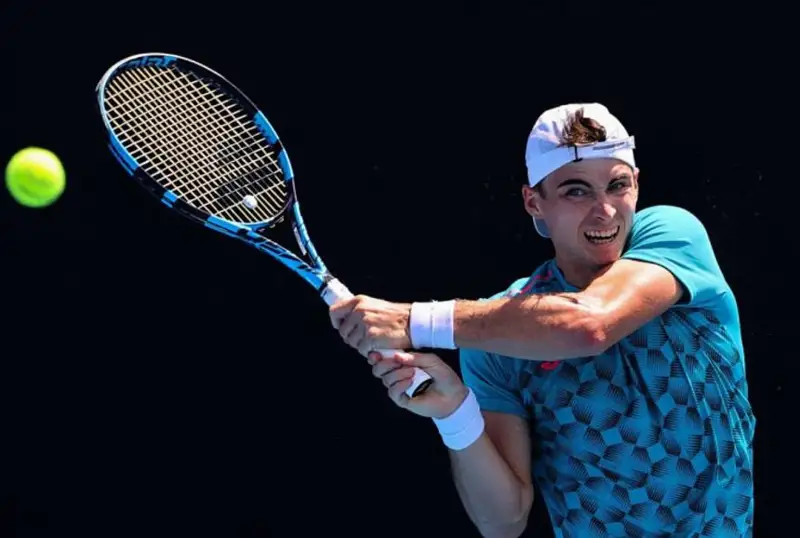 Australian Open: Скатов пен Кукушкин жарыс жолынан шығып қалды