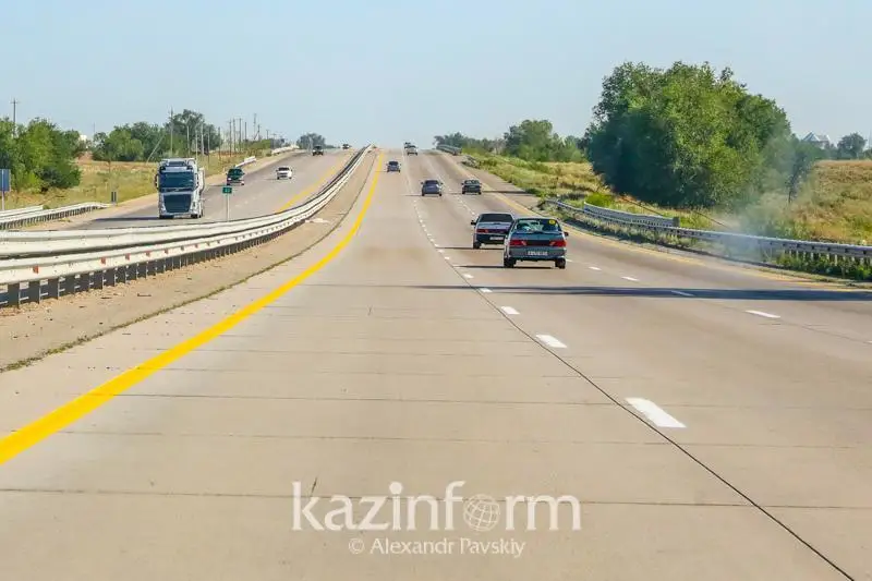 Проезд по асфальтобетонному покрытию автодороги «Омск - Майкапшагай» обеспечат в этом году