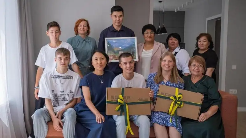 Temirtaý balalar aýylynyń túlekterine Jasóspirimder úıi cyıǵa tartyldy