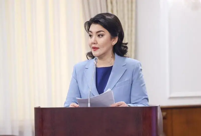 اجار عينيات قازاقستانعا قىزىلشا قايدان كەلگەنىن ايتتى