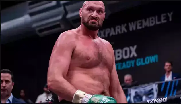 اۋىر سالماقتاعى چەمپيون ەڭ مىقتى قارسىلاسىن اتادى