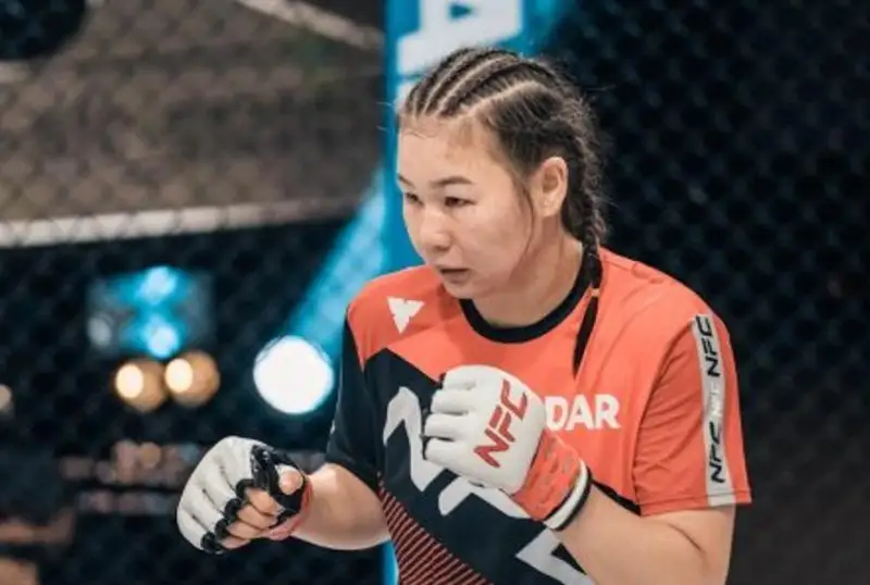 Сестра Шавката Рахмонова проведет бой с российской чемпионкой