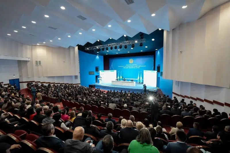 Нурлан Уранхаев рассказал о планах по решению вопросов с дефицитом тепла в Абайской области