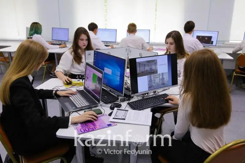 Бесплатные языковые курсы казахского языка прошли около 19 тысяч актюбинцев