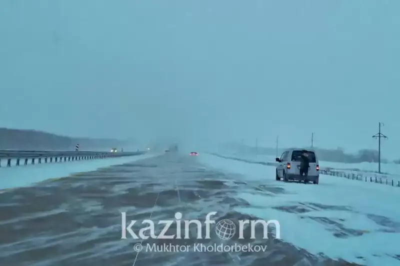 Дорогу из Астаны в Павлодарскую область закрыли для движения