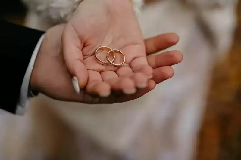 الماتىدا 1-شىلدەدەن باستاپ حالىققا قىزمەت كورسەتۋ ورتالىعىندا نەكە قيدىرۋعا بولادى