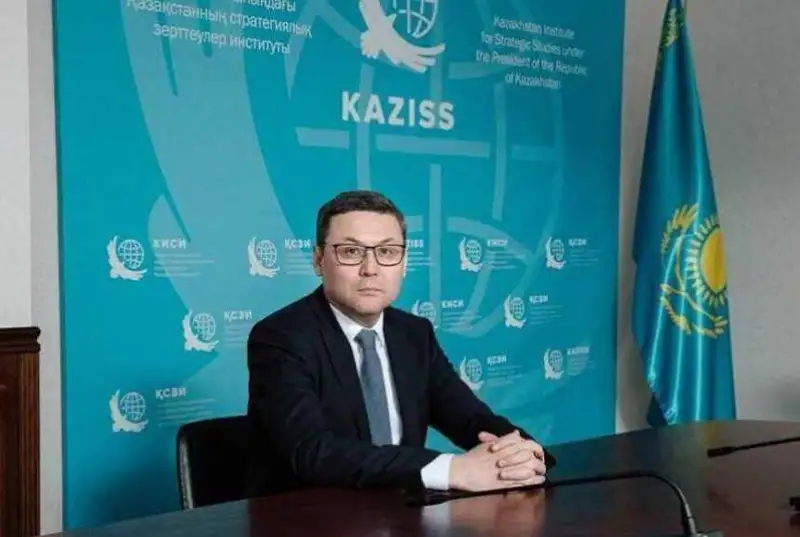 Halyqtyń reformalardyń nátıjesin sezingeni mańyzdy – Erkin Tuqymov