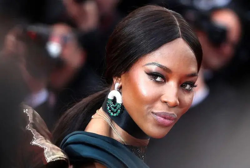 Naomı Kempbell 53 jasynda uldy boldy