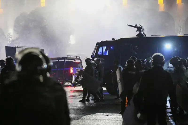 Prokýratýra Qańtar oqıǵasynda polıtsııa qyzmetkerleriniń qarý qoldanýyna quqyqtyq baǵa berdi