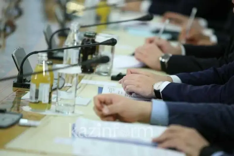 Депутатский корпус Казахстана омолаживается – ШОС