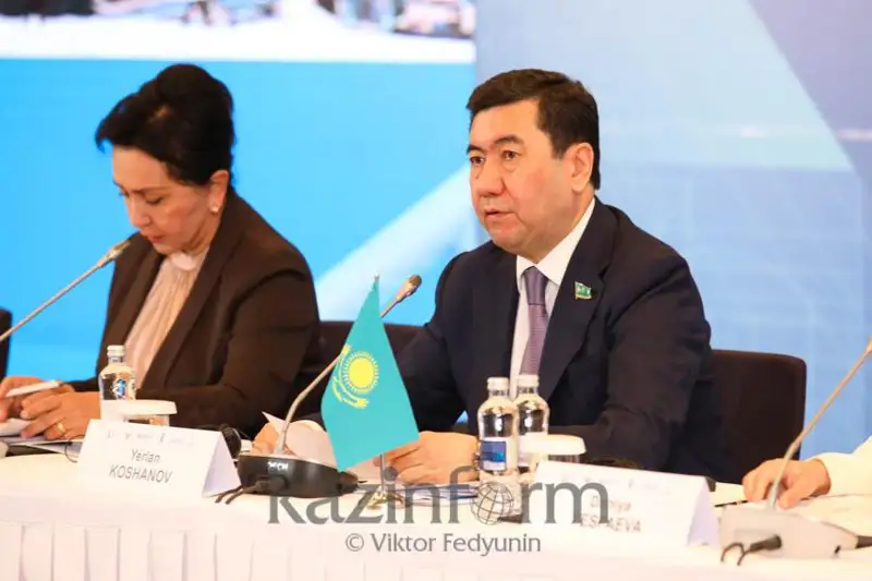 Ерлан Кошанов: Ключевым механизмом реализации прав женщин является расширение их политического участия