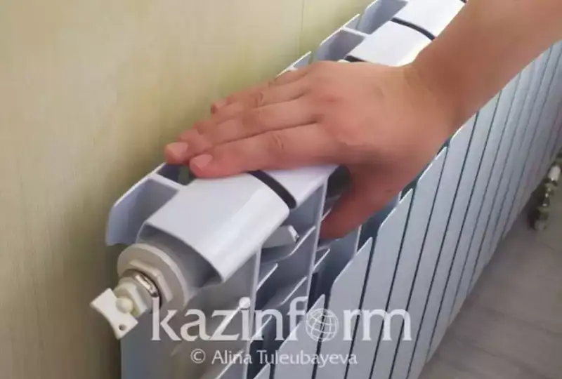 Rýdnyı qalasynda qubyr jarylyp, 83 úı jylýsyz qaldy