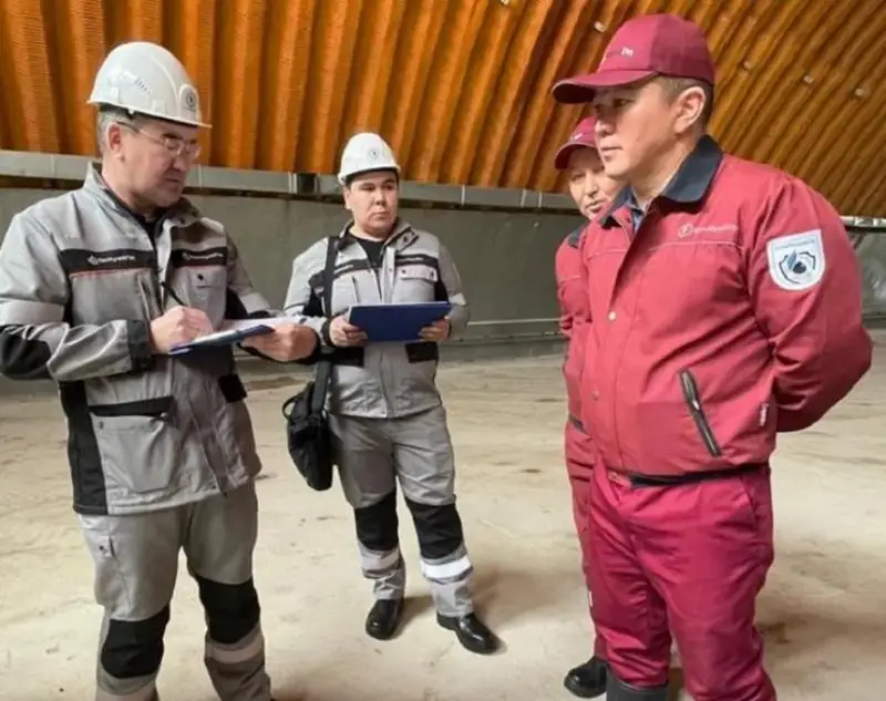 Участники специальной рабочей группы встретились с работниками АО «Озенмунайгаз»